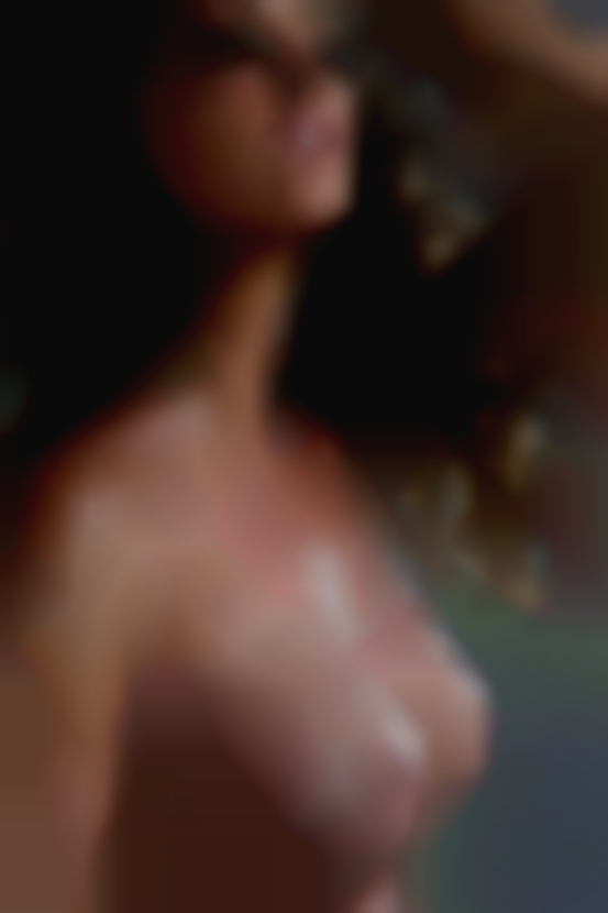 Girls Rolla, naked